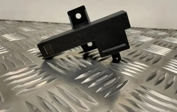 Interior comfort aerial antenna