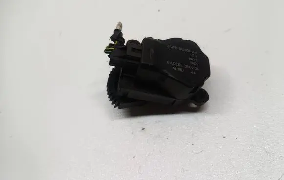 Ford C-MAX I Air flap motor/actuator 3M5H19E616AA EAD251