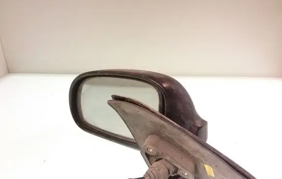 Hyundai Accent Manual wing mirror 