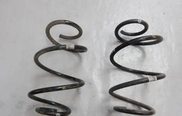 Opel Insignia B Front coil spring 
