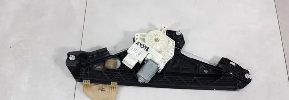 Renault Captur II Rear window lifting mechanism without motor 827209371R