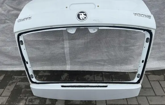 Skoda Fabia Mk2 (5J) Tailgate/trunk/boot lid
