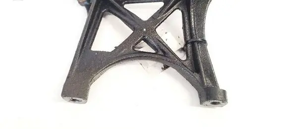 Toyota Avensis T250 Engine mounting bracket 171180G010