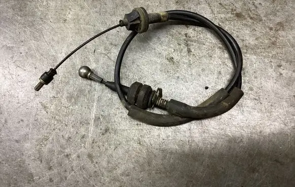 Opel Frontera A Clutch cable 