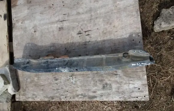 Audi 80 90 S2 B4 Front bumper cross member
