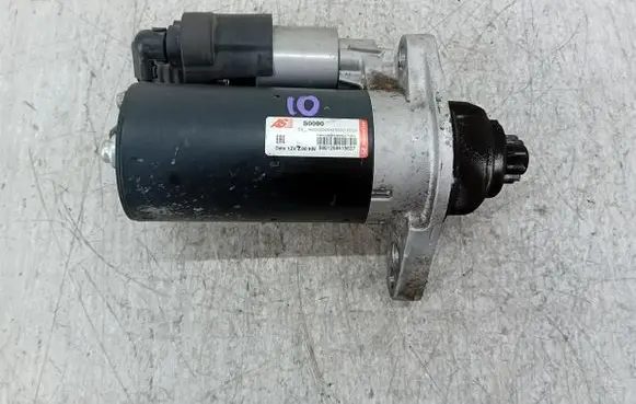 Volkswagen Golf V Starter motor S0090
