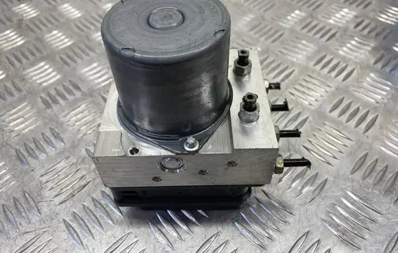 BMW X1 E84 ABS Pump 6798991 6791272 0265236159