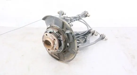 BMW 3 F30 F35 F31 Rear wheel hub spindle/knuckle 6792523 6867262 6792533