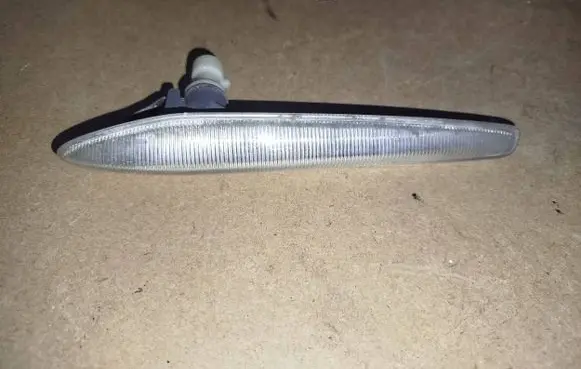 Alfa Romeo 159 Front fender indicator light 60691106 0216800