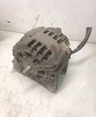 Volkswagen Golf IV Generator/alternator