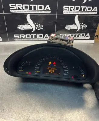 Mercedes-Benz C W203 Speedometer (instrument cluster) A2035407111