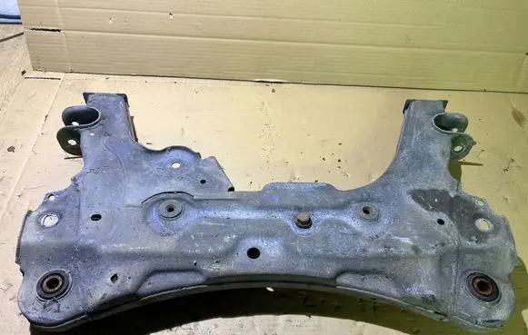 Renault Kangoo II Front subframe