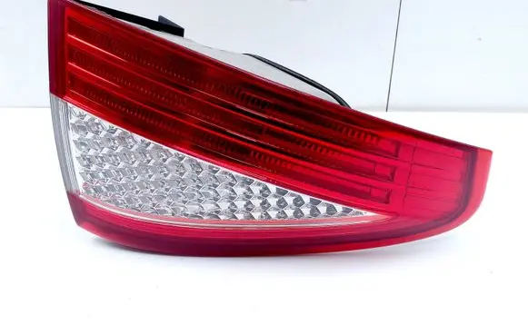 Ford Mondeo MK IV Rear/tail lights 7S7113405A