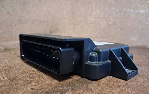 Volkswagen PASSAT B7 Hand brake control module 3AA907801G 18233201A GN00559469