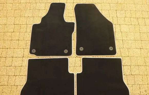 Volkswagen Caddy Car floor mat set 2K5863011