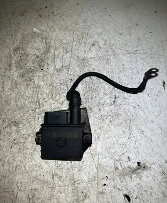 BMW 3 E92 E93 Glow plug pre-heat relay 0522120103 0004455922