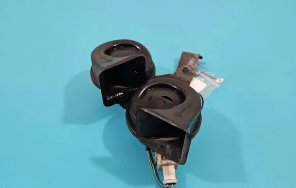 Peugeot 5008 Horn signal 9657476680 IMPRK1386372
