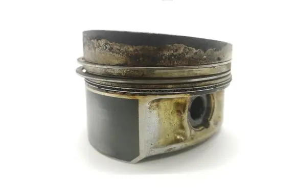 Piston