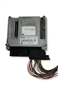 BMW 1 E81 E87 Engine control unit/module 7807828 0281013537 030017586