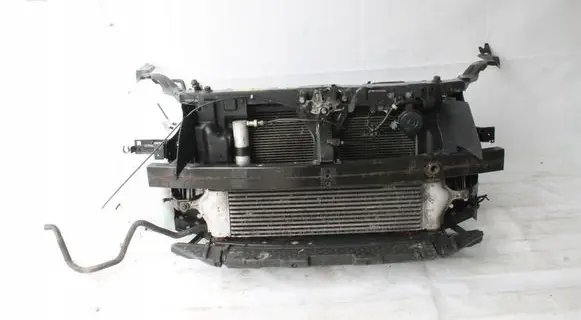 Nissan Qashqai Front piece kit 2006R