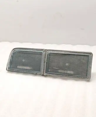 Volkswagen Golf III Front reflector 121601B 121601P