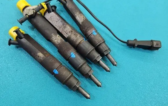 Skoda Fabia Mk1 (6Y) Fuel injector 028130203E IMPRK1456118