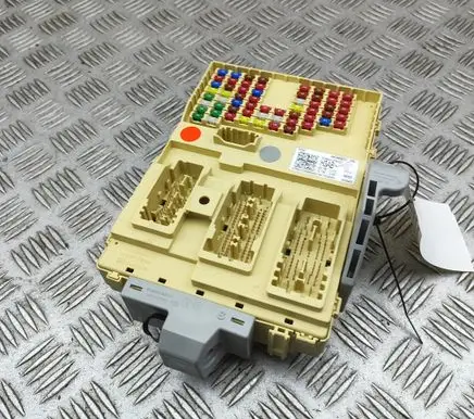 KIA Sorento IV Fuse module 91960P4021 919C5N1000