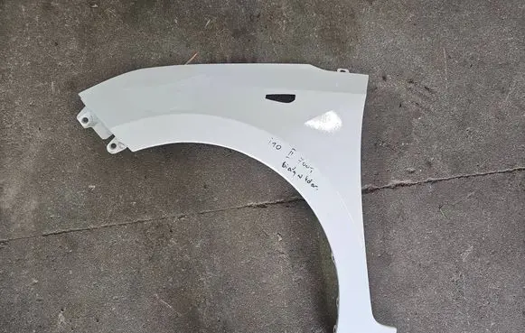 Hyundai i10 Fender 