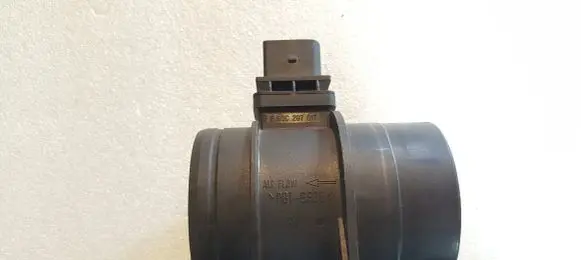 Audi A4 S4 B8 8K Mass air flow meter 03G906461C F00C2G7017