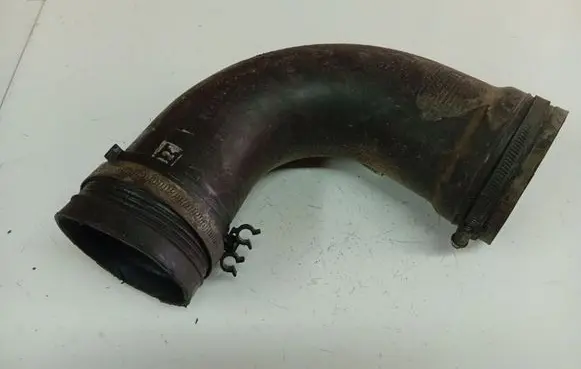 Iveco Daily 30.8 - 9 Air intake hose/pipe 504135453