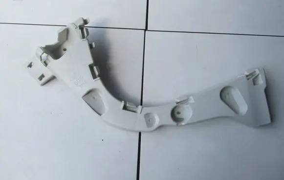 Ford Focus Rear bumper mounting bracket 41319365 34B47A01 2099433