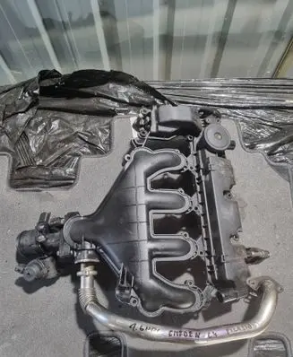 Citroen C4 I Picasso Intake manifold 9660110780