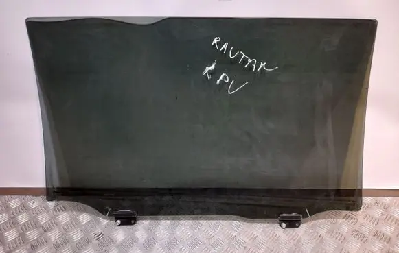 Volkswagen Routan Side middle window/glass 