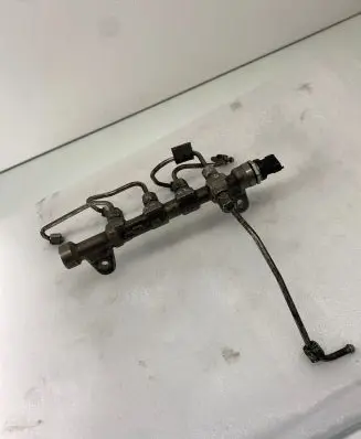 Opel Insignia A Fuel main line pipe 0445214221 55576177