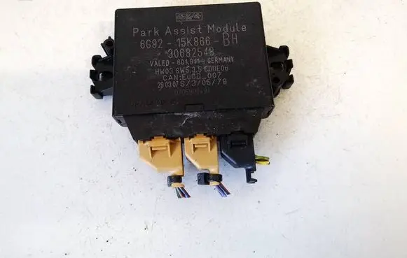 Volvo S80 Parking PDC control unit/module 30682548