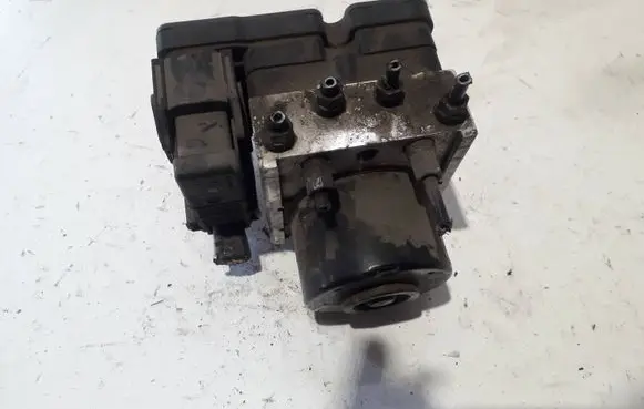 Mazda 3 I ABS Pump 00402662E3 7G37K28A39 10097001243