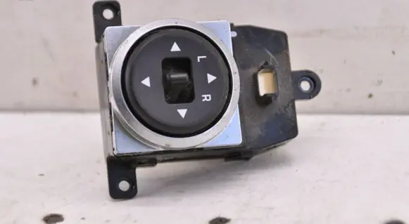 Hyundai i10 Wing mirror switch 299122842