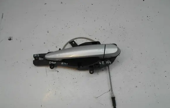 BMW 3 E90 E91 Rear door exterior handle/bracket 7060299