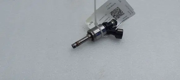 Suzuki SX4 S-Cross Fuel injector 0261500568