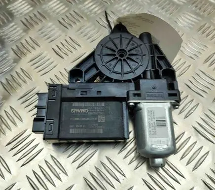 Volvo XC40 Rear door window regulator motor 32283267