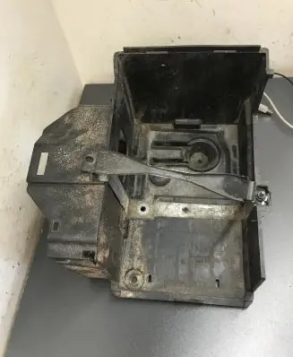 Volvo S40 Battery box tray 30746055