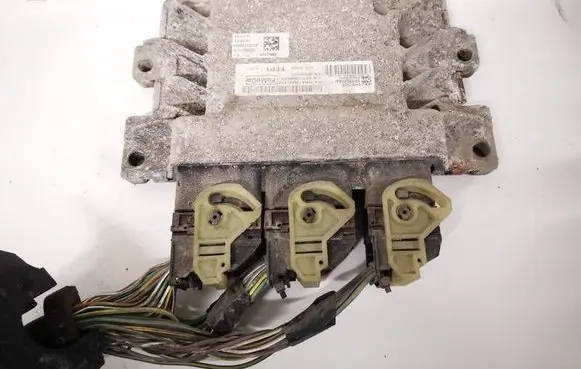 Ford C-MAX II Engine control unit/module em5a12a650ahb