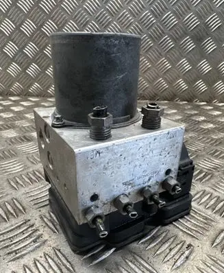 Land Rover Range Rover Velar ABS Pump J8A214F447ED