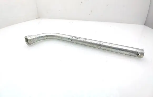 Volkswagen Caddy Wheel nut wrench 2K0012219