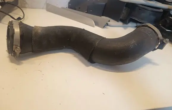 Audi A4 S4 B8 8K Intercooler hose/pipe 8K0145737J PXR119771R0
