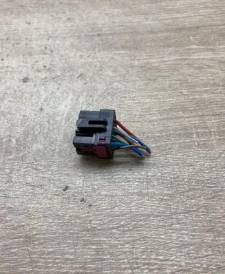 Volkswagen Touareg II Plug wire 1J0937733 969354