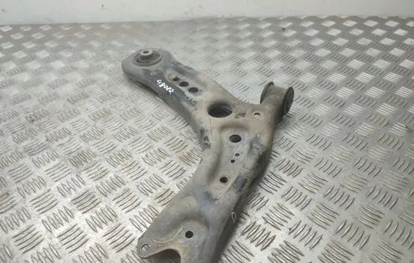 Skoda Octavia Mk3 (5E) Front lower control arm/wishbone
