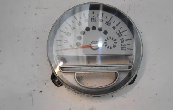Mini One - Cooper Coupe R56 Speedometer (instrument cluster) 9136193