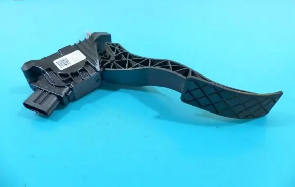 Volkswagen Golf VII Accelerator throttle pedal 5Q1723503H IMPRK1187838