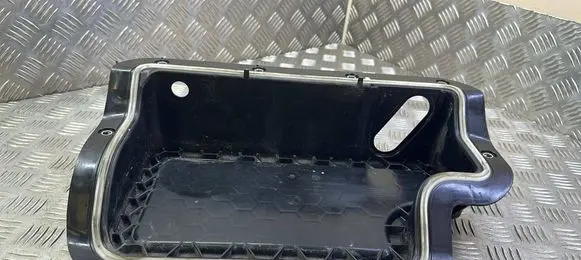 Audi A3 S3 8V Battery box tray 5Q0915435C
